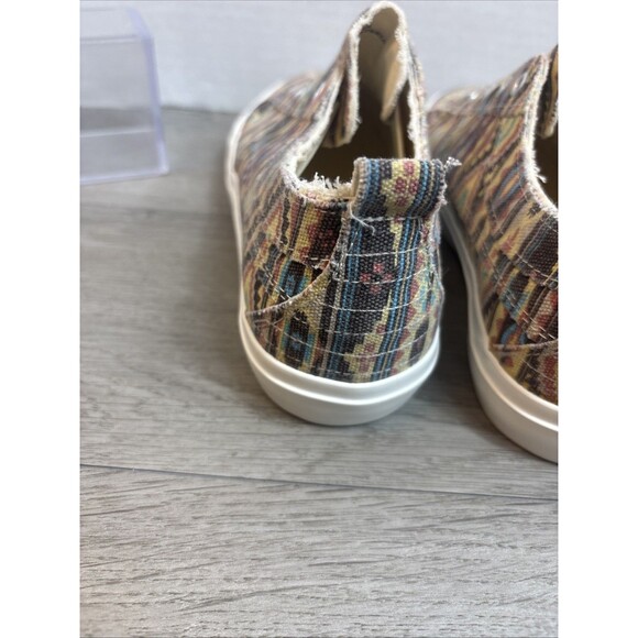 Corky's Babalu Woman’s Tennis Shoes Size 8 Slip On  Aztec Boho No Lace Style - Picture 6 of 11